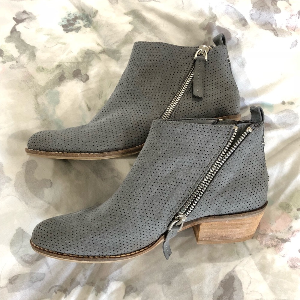 Dolce Vita Ankle Booties NWOT